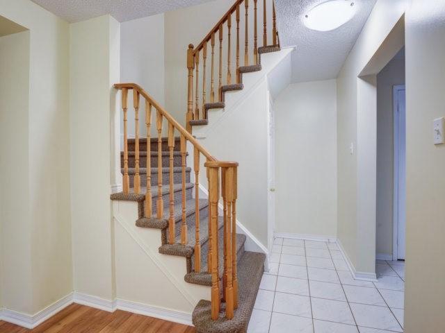 58 Glenmanor Dr, House detached with 4 bedrooms, 4 bathrooms and 2 parking in Brampton ON | Image 6