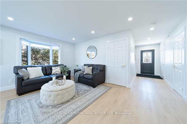 167 Crimson Cres, House detached with 3 bedrooms, 3 bathrooms and 5 parking in London ON | Image 28