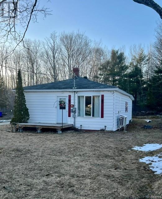 85 Old Harvey Road, House detached with 2 bedrooms, 1 bathrooms and null parking in McAdam NB | Image 2