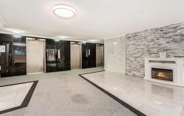 1102 - 4 King Cross Rd, Condo with 3 bedrooms, 2 bathrooms and 2 parking in Brampton ON | Image 34