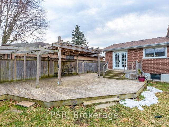 757 Westdale St, House detached with 3 bedrooms, 2 bathrooms and 6 parking in Oshawa ON | Image 31