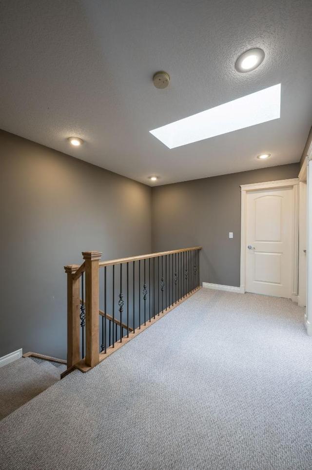505 17 Avenue Nw, Home with 6 bedrooms, 3 bathrooms and 2 parking in Calgary AB | Image 18