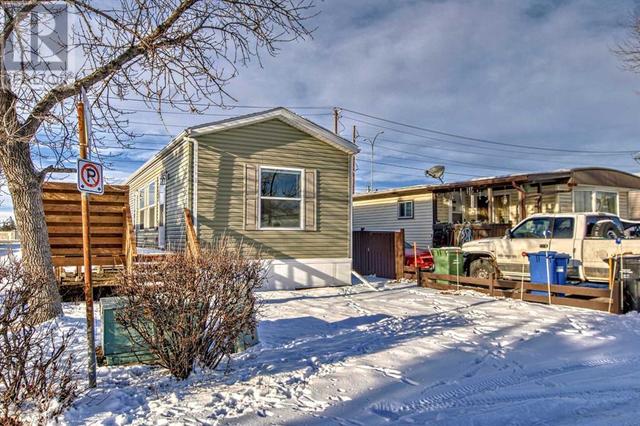 105, - 9090 24 Street Se, Home with 2 bedrooms, 1 bathrooms and 2 parking in Calgary AB | Image 45