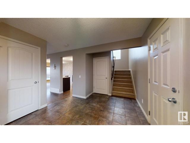 18015 87 St Nw, House detached with 3 bedrooms, 2 bathrooms and 4 parking in Edmonton AB | Image 9