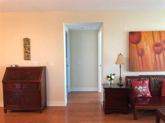 1816 - 238 Bonis Ave, Condo with 2 bedrooms, 2 bathrooms and 1 parking in Toronto ON | Image 2