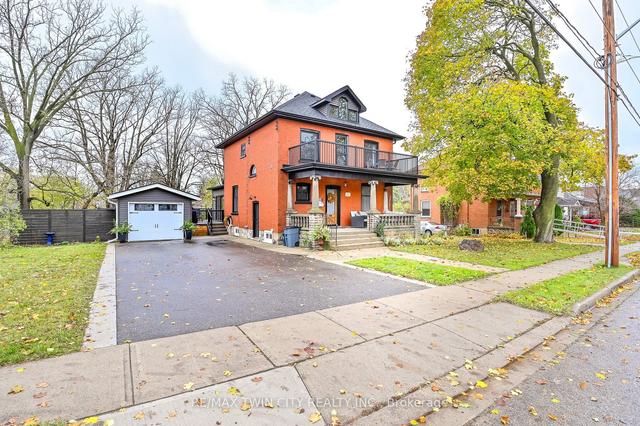 1184 Queenston Rd, House detached with 4 bedrooms, 3 bathrooms and 5 parking in Cambridge ON | Image 1