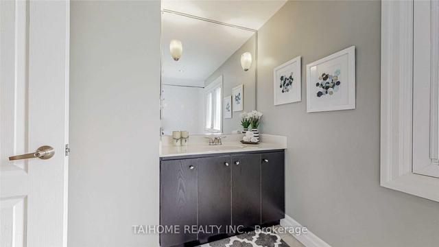 31 Stubbswood Sq, House detached with 3 bedrooms, 4 bathrooms and 6 parking in Toronto ON | Image 7
