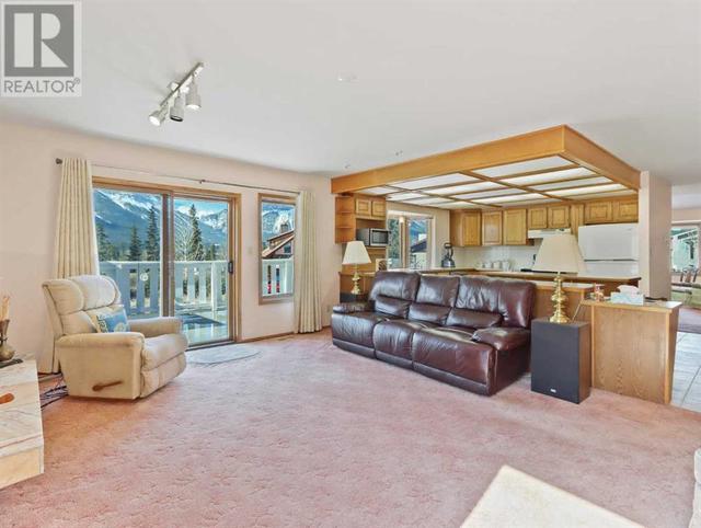 285 Grizzly Crescent, House detached with 4 bedrooms, 3 bathrooms and 2 parking in Canmore AB | Image 12