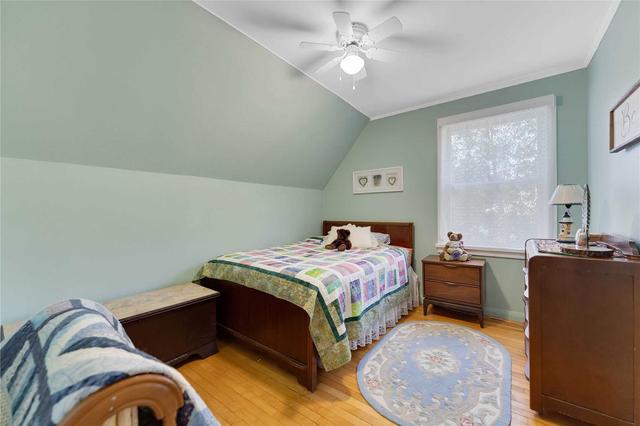 1949 Manitoba St, House detached with 4 bedrooms, 2 bathrooms and 9 parking in Bracebridge ON | Image 15