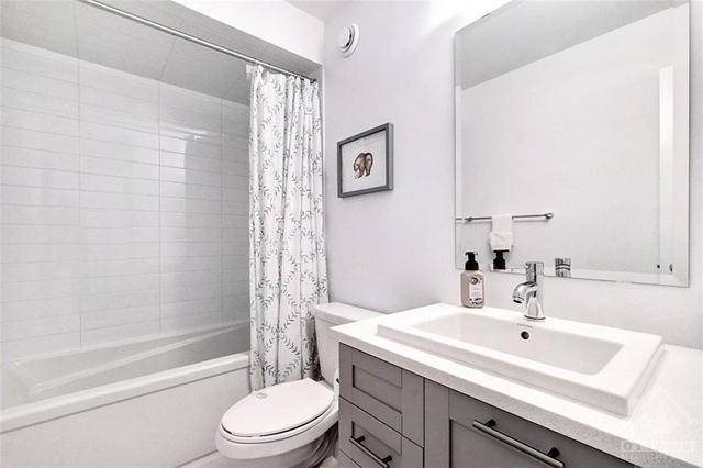 701 Putney Crescent, Townhouse with 3 bedrooms, 3 bathrooms and 2 parking in Ottawa ON | Image 25