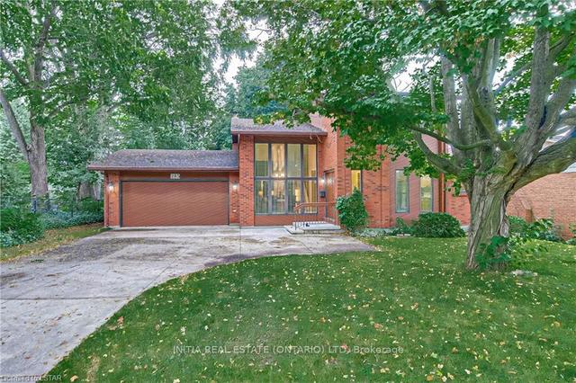 285 Riverside Dr, House detached with 3 bedrooms, 3 bathrooms and 6 parking in London ON | Image 19