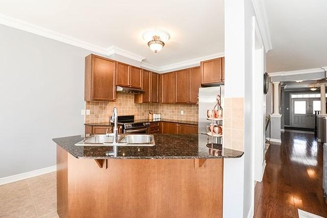 65 Ostrovsky Rd, House semidetached with 3 bedrooms, 3 bathrooms and 1 parking in Vaughan ON | Image 11