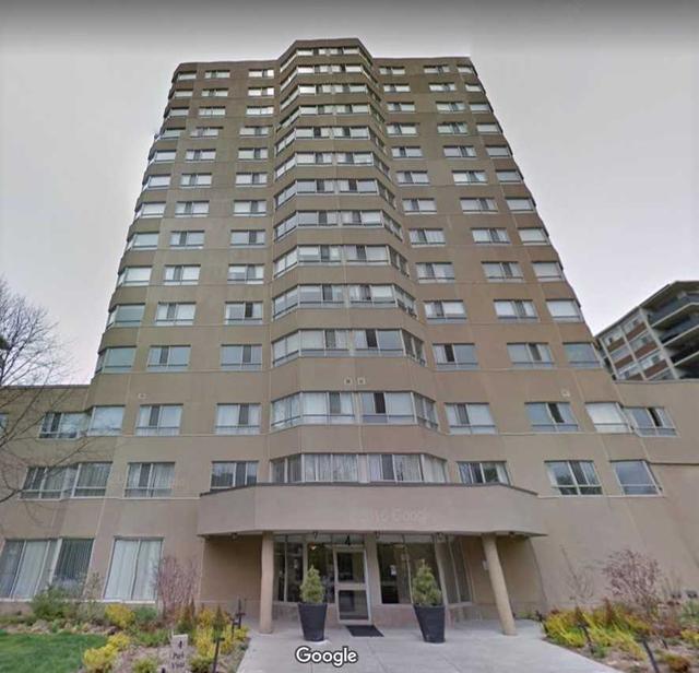 1206 - 4 Park Vista, Condo with 2 bedrooms, 2 bathrooms and 1 parking in Toronto ON | Image 1