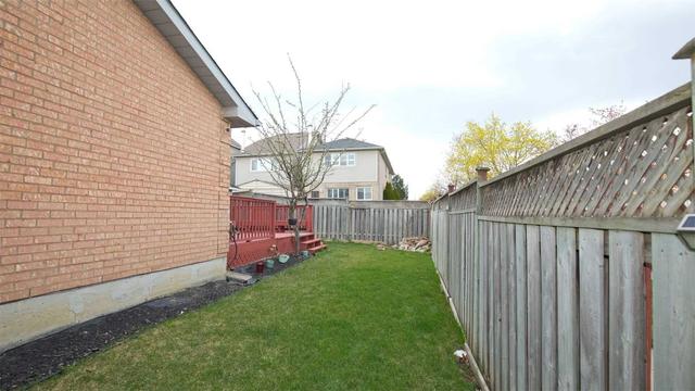 146 Moffatt Ave, House detached with 3 bedrooms, 4 bathrooms and 6 parking in Brampton ON | Image 29