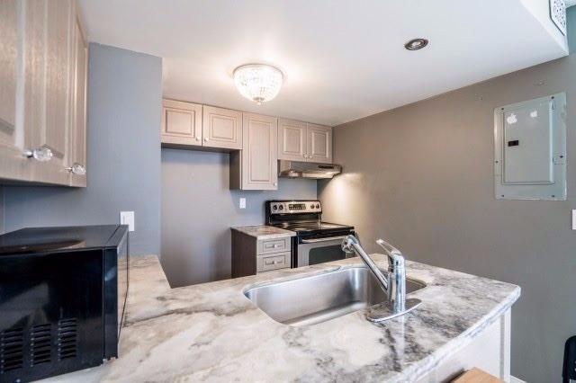08 - 87 Lillian St, Townhouse with 2 bedrooms, 2 bathrooms and 1 parking in Toronto ON | Image 6