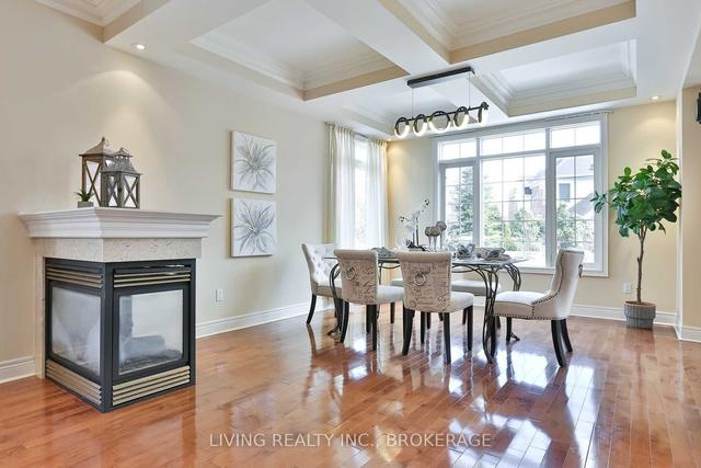 6 Taro Crt, House detached with 4 bedrooms, 3 bathrooms and 6 parking in Richmond Hill ON | Image 2