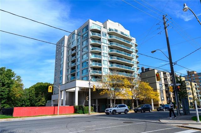 809 - 398 Eglinton Avenue E, House attached with 1 bedrooms, 1 bathrooms and 1 parking in Toronto ON | Image 1