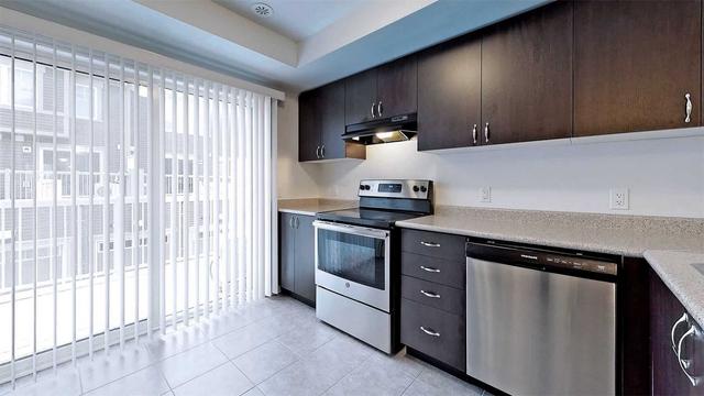 81 - 2500 Hill Rise Crt, Townhouse with 3 bedrooms, 3 bathrooms and 1 parking in Oshawa ON | Image 17