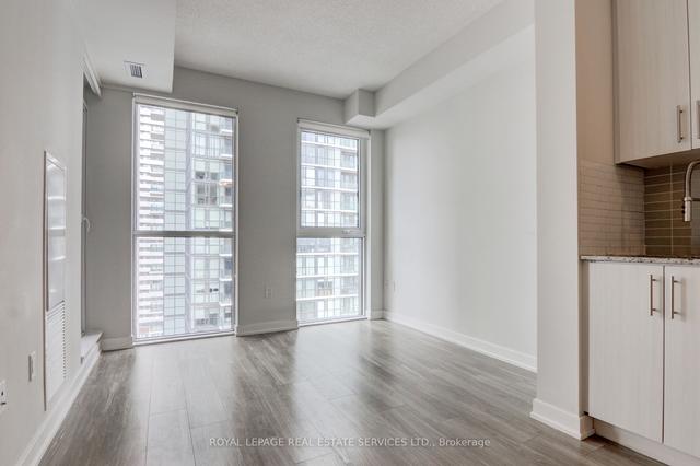 1816 - 4055 Parkside Village Dr, Condo with 2 bedrooms, 2 bathrooms and 1 parking in Mississauga ON | Image 24