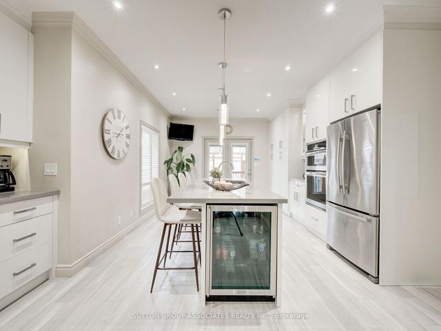 68 Hook Ave, House semidetached with 3 bedrooms, 3 bathrooms and 2 parking in Toronto ON | Image 2