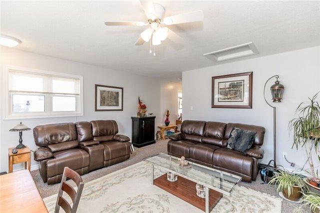 20 Alfred St, House detached with 2 bedrooms, 1 bathrooms and 4 parking in Barrie ON | Image 5