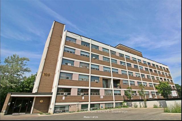 202 - 188 Mill St S, Condo with 2 bedrooms, 1 bathrooms and 1 parking in Brampton ON | Image 1
