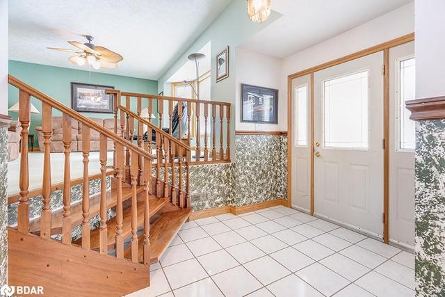 37 Concession Road 5 E, House detached with 3 bedrooms, 2 bathrooms and 11 parking in Tiny ON | Image 2