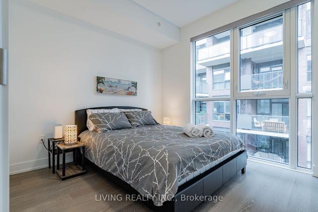 th6 - 1331 Queen St E, Townhouse with 4 bedrooms, 3 bathrooms and 1 parking in Toronto ON | Image 2