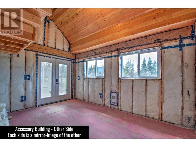 451 Whitevale Road, House detached with 2 bedrooms, 2 bathrooms and 10 parking in North Okanagan D BC | Image 30