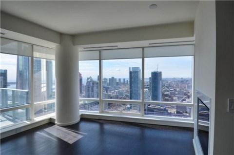 4101 - 180 University Ave, Condo with 2 bedrooms, 3 bathrooms and 1 parking in Toronto ON | Image 4