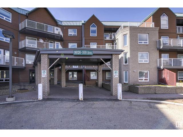 210 - 9926 100 Av, Condo with 1 bedrooms, 1 bathrooms and 1 parking in Fort Saskatchewan AB | Image 2