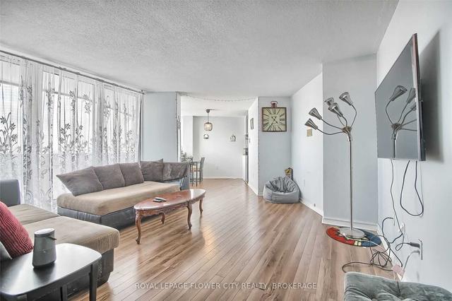 1707 - 530 Lolita Gdns, Condo with 3 bedrooms, 1 bathrooms and 1 parking in Mississauga ON | Image 28