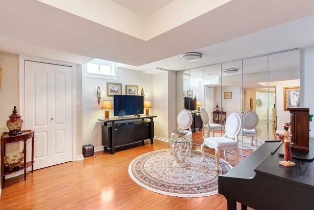 2 Spring Arbour Rd, House semidetached with 3 bedrooms, 4 bathrooms and 4 parking in Vaughan ON | Image 19