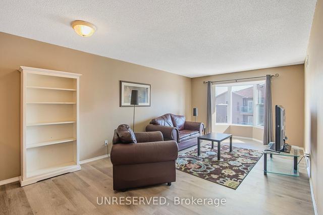 303 - 107 Bond St, Condo with 2 bedrooms, 2 bathrooms and 1 parking in Orillia ON | Image 4
