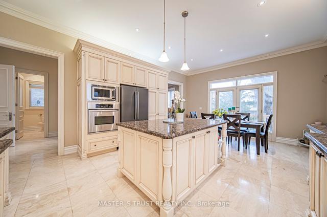 322b Empress Ave, House detached with 4 bedrooms, 5 bathrooms and 6 parking in Toronto ON | Image 7