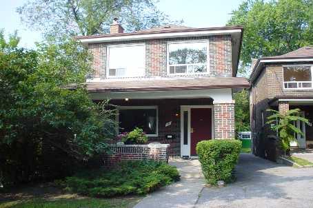 8 Thurloe Ave, House detached with 3 bedrooms, 1 bathrooms and 1 parking in Toronto ON | Image 1