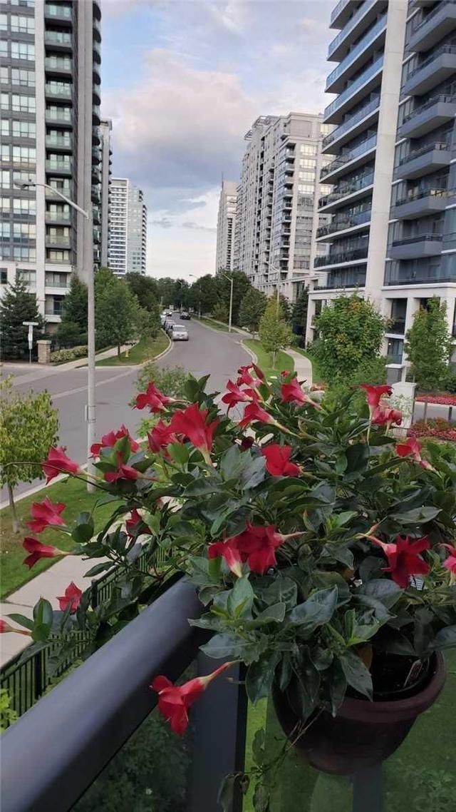 217 - 95 North Park Rd, Condo with 2 bedrooms, 2 bathrooms and 1 parking in Vaughan ON | Image 12