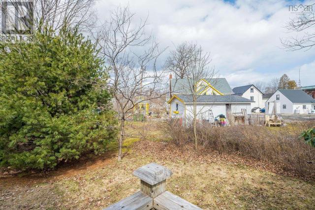 9 Pond Street, House detached with 2 bedrooms, 1 bathrooms and null parking in Mahone Bay NS | Image 5