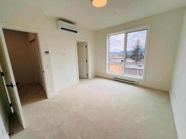 304 - 514 14th Street, House attached with 2 bedrooms, 3 bathrooms and 3 parking in Invermere BC | Image 30