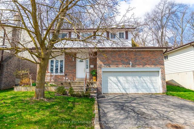 131 Forest Rd, House detached with 4 bedrooms, 3 bathrooms and 4 parking in Brantford ON | Image 1