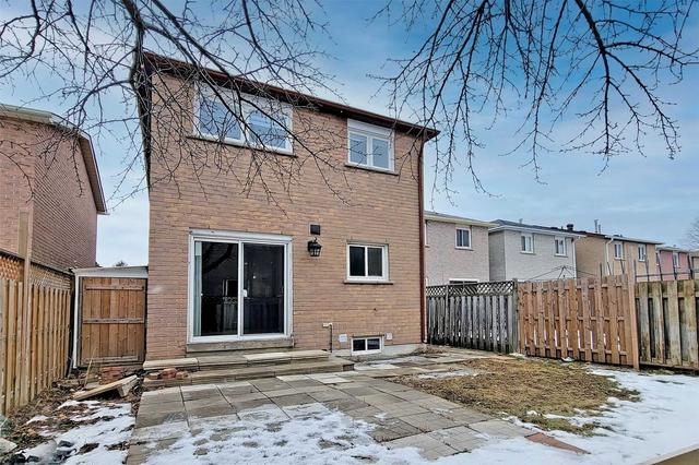 257 Woodhall Rd, House detached with 4 bedrooms, 4 bathrooms and 4 parking in Markham ON | Image 32