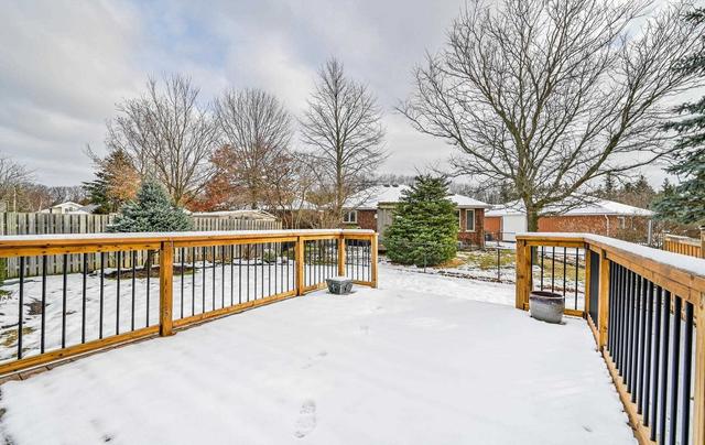 13 Wabbokish Crt, House detached with 2 bedrooms, 2 bathrooms and 4 parking in Clarington ON | Image 18