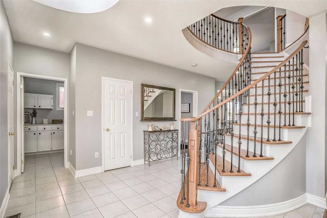 824 Stargazer Dr, House detached with 4 bedrooms, 6 bathrooms and 6 parking in Mississauga ON | Image 37