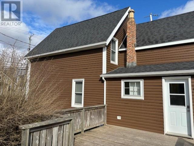 398 Queen Street, House detached with 4 bedrooms, 2 bathrooms and null parking in Charlottetown PE | Image 3