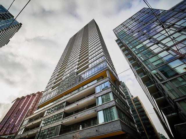 510 - 8 Charlotte St, Condo with 1 bedrooms, 1 bathrooms and 1 parking in Toronto ON | Image 10