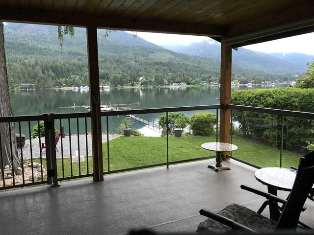 8350 Busk Road, House detached with 4 bedrooms, 3 bathrooms and 5 parking in Central Kootenay E BC | Image 28