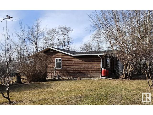 19301 Township Rd 515a, House detached with 3 bedrooms, 1 bathrooms and null parking in Beaver County AB | Image 1