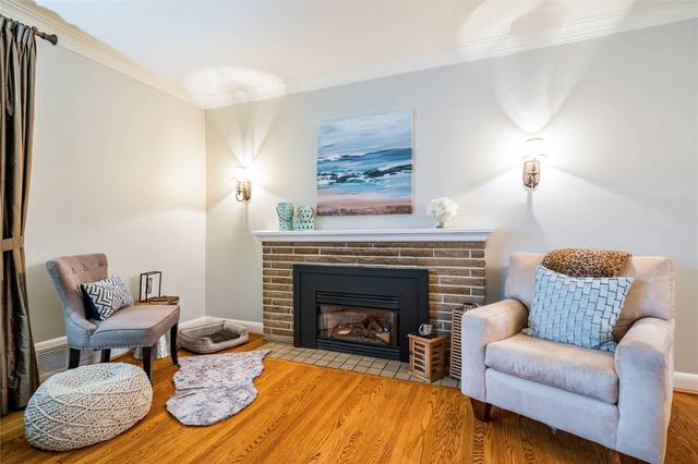 22 Cranleigh Crt, House detached with 3 bedrooms, 2 bathrooms and 10 parking in Toronto ON | Image 38
