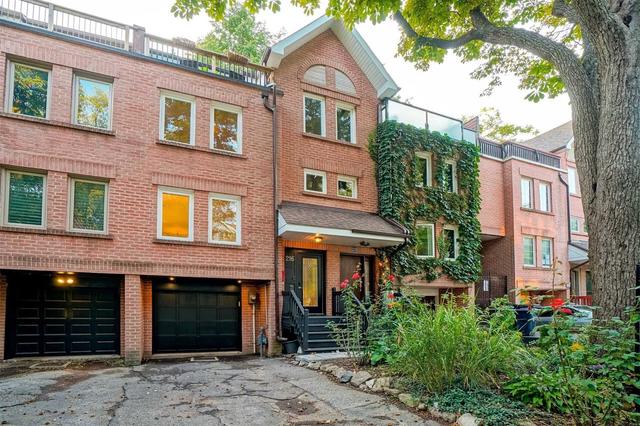 216 Berkeley St, House attached with 3 bedrooms, 2 bathrooms and 3 parking in Toronto ON | Image 17