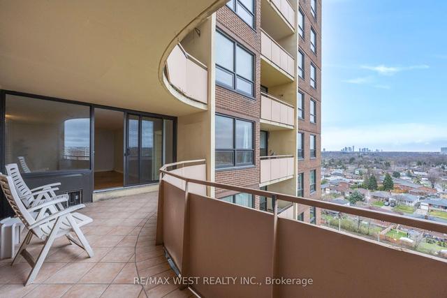 1410 - 61 Richview Rd, Condo with 2 bedrooms, 2 bathrooms and 1 parking in Toronto ON | Image 18